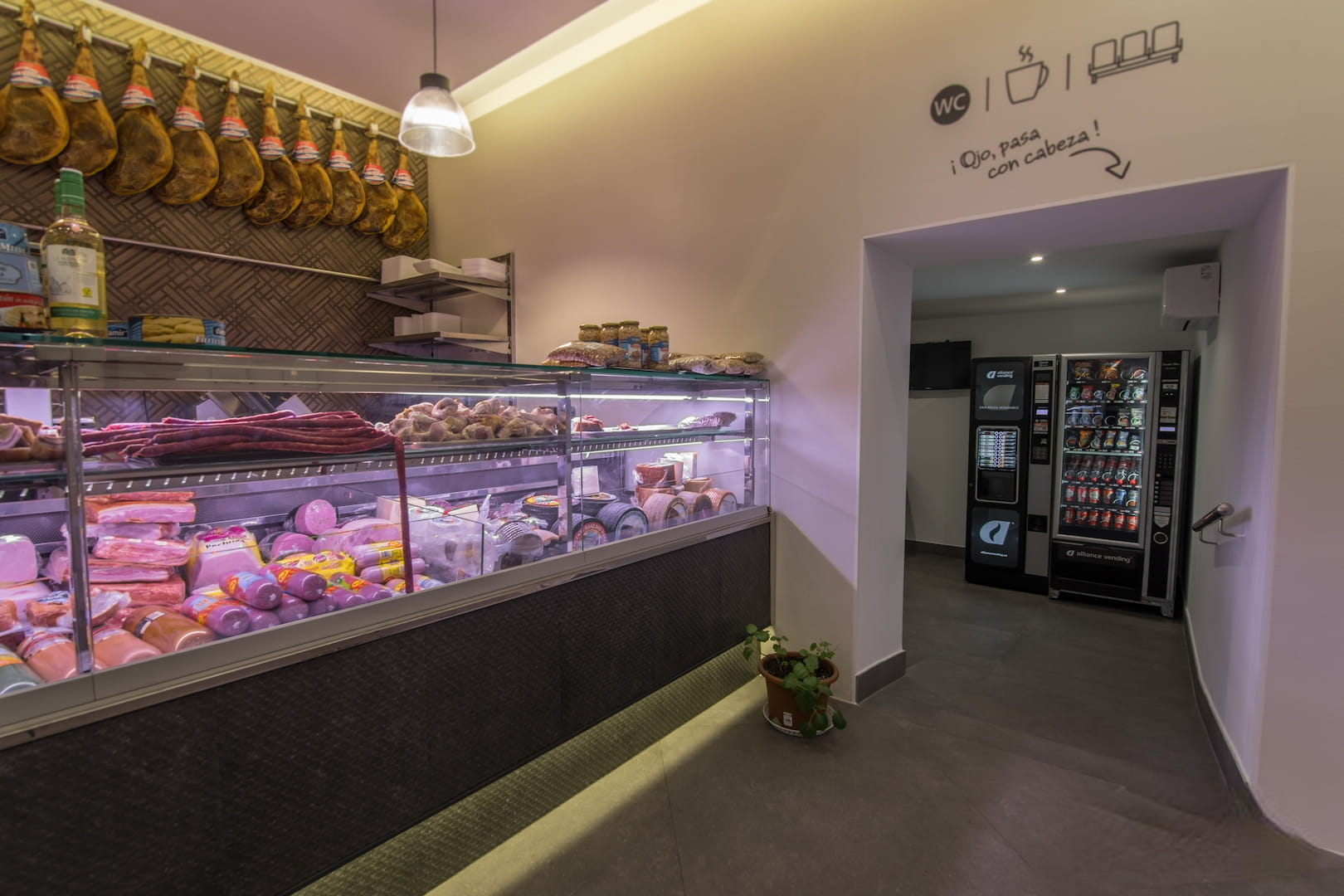 mostrador carniceria La Viñuela